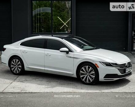 Фольксваген Arteon, объемом двигателя 1.98 л и пробегом 76 тыс. км за 31000 $, фото 1 на Automoto.ua