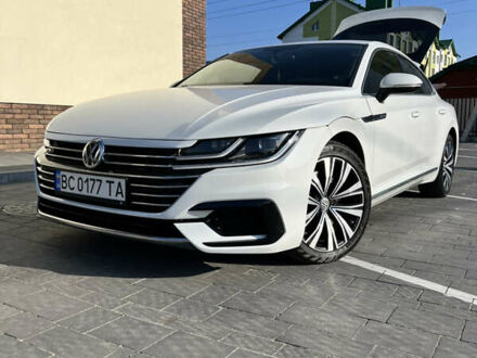 Фольксваген Arteon, объемом двигателя 1.98 л и пробегом 104 тыс. км за 24700 $, фото 1 на Automoto.ua