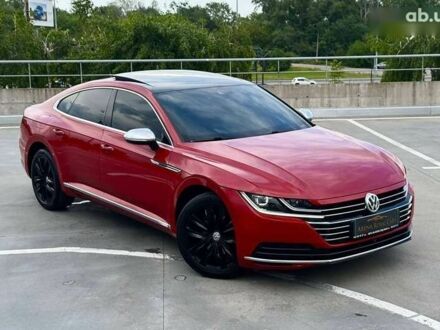 Фольксваген Arteon, объемом двигателя 2 л и пробегом 173 тыс. км за 26500 $, фото 1 на Automoto.ua