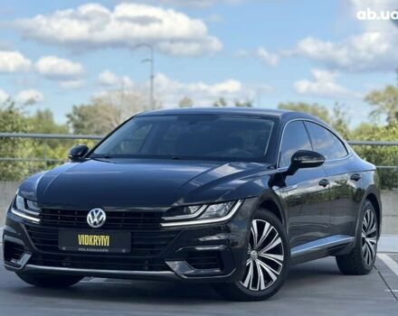 Фольксваген Arteon, объемом двигателя 2 л и пробегом 113 тыс. км за 23900 $, фото 1 на Automoto.ua
