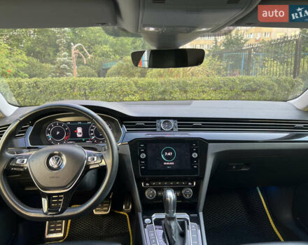 Желтый Фольксваген Arteon, объемом двигателя 1.98 л и пробегом 160 тыс. км за 27500 $, фото 18 на Automoto.ua