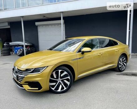 Желтый Фольксваген Arteon, объемом двигателя 1.98 л и пробегом 57 тыс. км за 29500 $, фото 7 на Automoto.ua