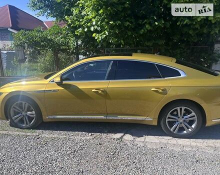 Жовтий Фольксваген Arteon, об'ємом двигуна 2 л та пробігом 187 тис. км за 26000 $, фото 1 на Automoto.ua