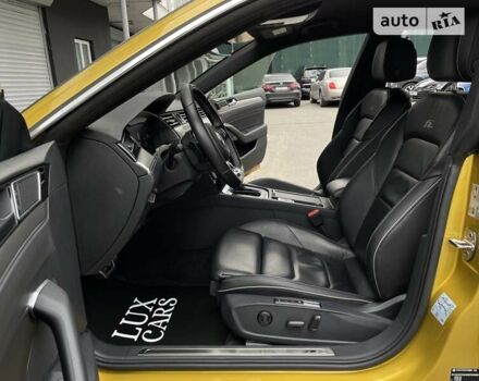 Жовтий Фольксваген Arteon, об'ємом двигуна 1.98 л та пробігом 57 тис. км за 29900 $, фото 50 на Automoto.ua