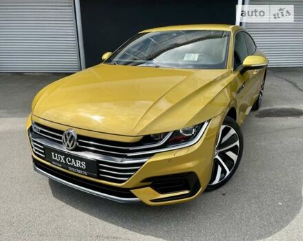 Жовтий Фольксваген Arteon, об'ємом двигуна 1.98 л та пробігом 57 тис. км за 29900 $, фото 10 на Automoto.ua