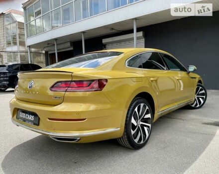 Желтый Фольксваген Arteon, объемом двигателя 1.98 л и пробегом 57 тыс. км за 29500 $, фото 37 на Automoto.ua