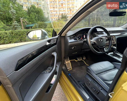 Желтый Фольксваген Arteon, объемом двигателя 1.98 л и пробегом 160 тыс. км за 27500 $, фото 12 на Automoto.ua