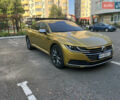Желтый Фольксваген Arteon, объемом двигателя 1.98 л и пробегом 160 тыс. км за 27500 $, фото 2 на Automoto.ua