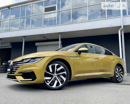 Желтый Фольксваген Arteon, объемом двигателя 1.98 л и пробегом 57 тыс. км за 29900 $, фото 7 на Automoto.ua