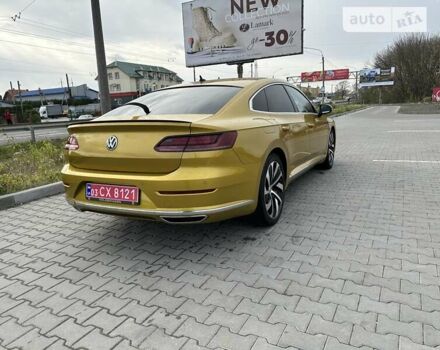 Жовтий Фольксваген Arteon, об'ємом двигуна 0 л та пробігом 125 тис. км за 25555 $, фото 3 на Automoto.ua