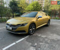 Желтый Фольксваген Arteon, объемом двигателя 1.98 л и пробегом 160 тыс. км за 27500 $, фото 4 на Automoto.ua
