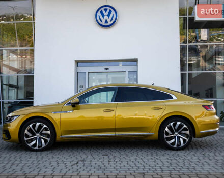Желтый Фольксваген Arteon, объемом двигателя 1.98 л и пробегом 120 тыс. км за 33800 $, фото 9 на Automoto.ua