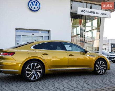 Желтый Фольксваген Arteon, объемом двигателя 1.98 л и пробегом 120 тыс. км за 33800 $, фото 12 на Automoto.ua