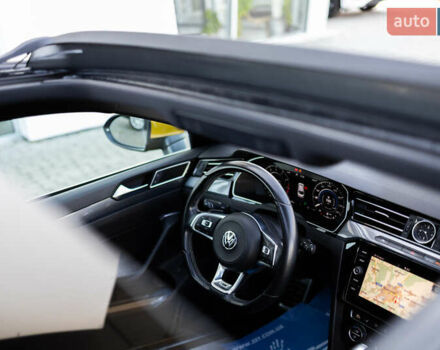 Желтый Фольксваген Arteon, объемом двигателя 1.98 л и пробегом 120 тыс. км за 33800 $, фото 52 на Automoto.ua