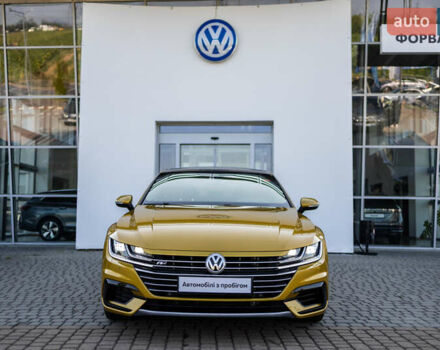 Жовтий Фольксваген Arteon, об'ємом двигуна 1.98 л та пробігом 120 тис. км за 34990 $, фото 5 на Automoto.ua