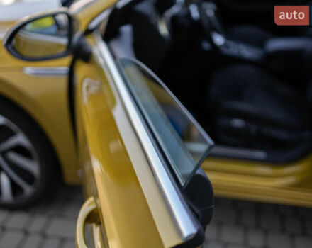 Желтый Фольксваген Arteon, объемом двигателя 1.98 л и пробегом 120 тыс. км за 33800 $, фото 31 на Automoto.ua