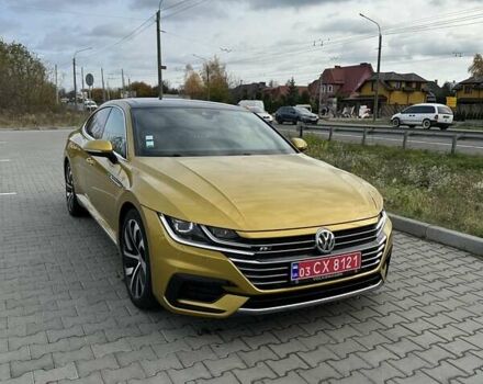 Желтый Фольксваген Arteon, объемом двигателя 0 л и пробегом 125 тыс. км за 25555 $, фото 1 на Automoto.ua