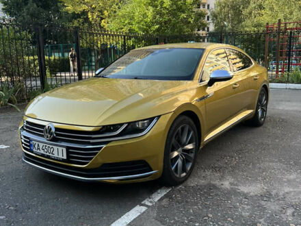 Жовтий Фольксваген Arteon, об'ємом двигуна 1.98 л та пробігом 160 тис. км за 27500 $, фото 1 на Automoto.ua