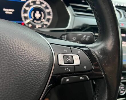 Фольксваген Arteon 2018 в Львове на Automoto.ua Серый Фольксваген Arteon, объемом двигателя 2 л и пробегом 225 тыс. км за 24990 $, фото 21 на Automoto.ua