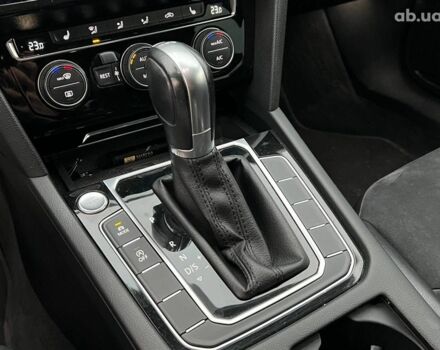 Фольксваген Arteon 2018 в Львове на Automoto.ua Серый Фольксваген Arteon, объемом двигателя 2 л и пробегом 225 тыс. км за 24990 $, фото 28 на Automoto.ua