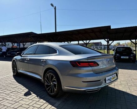 Серый Фольксваген Arteon, объемом двигателя 2 л и пробегом 177 тыс. км за 25750 $, фото 2 на Automoto.ua