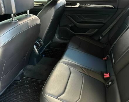 Серый Фольксваген Arteon, объемом двигателя 2 л и пробегом 13 тыс. км за 19000 $, фото 10 на Automoto.ua