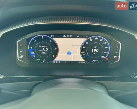 Серый Фольксваген Arteon, объемом двигателя 1.97 л и пробегом 158 тыс. км за 37500 $, фото 9 на Automoto.ua