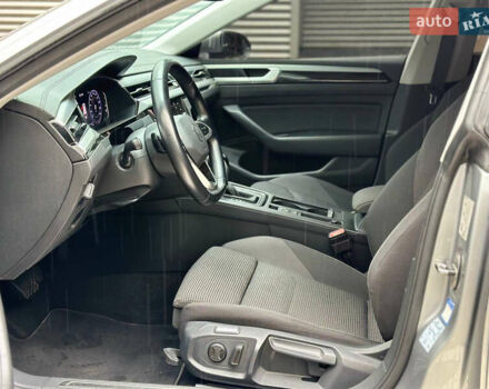 Сірий Фольксваген Arteon, об'ємом двигуна 2 л та пробігом 77 тис. км за 28900 $, фото 14 на Automoto.ua
