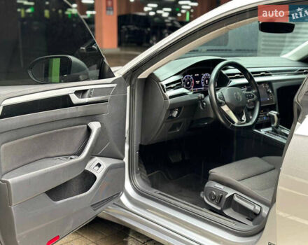 Сірий Фольксваген Arteon, об'ємом двигуна 2 л та пробігом 77 тис. км за 28900 $, фото 13 на Automoto.ua