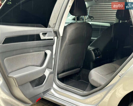 Сірий Фольксваген Arteon, об'ємом двигуна 2 л та пробігом 77 тис. км за 28900 $, фото 15 на Automoto.ua