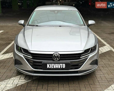 Сірий Фольксваген Arteon, об'ємом двигуна 2 л та пробігом 77 тис. км за 28900 $, фото 1 на Automoto.ua
