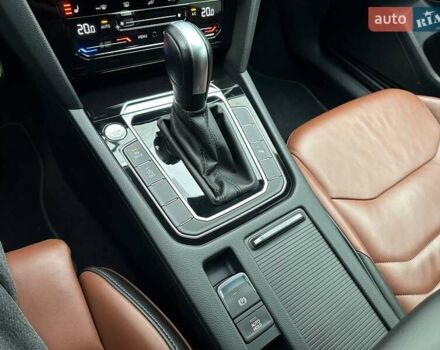 Серый Фольксваген Arteon, объемом двигателя 1.97 л и пробегом 88 тыс. км за 39990 $, фото 22 на Automoto.ua