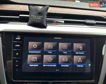 Серый Фольксваген Arteon, объемом двигателя 1.97 л и пробегом 88 тыс. км за 39990 $, фото 19 на Automoto.ua
