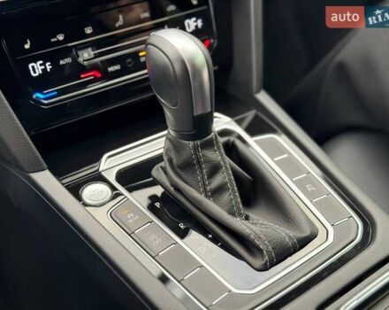 Серый Фольксваген Arteon, объемом двигателя 1.97 л и пробегом 32 тыс. км за 49203 $, фото 14 на Automoto.ua