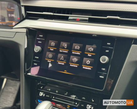 Серый Фольксваген Arteon, объемом двигателя 2 л и пробегом 32 тыс. км за 49034 $, фото 12 на Automoto.ua