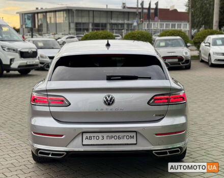 Серый Фольксваген Arteon, объемом двигателя 2 л и пробегом 32 тыс. км за 49034 $, фото 3 на Automoto.ua