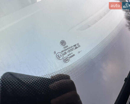 Серый Фольксваген Arteon, объемом двигателя 1.98 л и пробегом 28 тыс. км за 49900 $, фото 108 на Automoto.ua