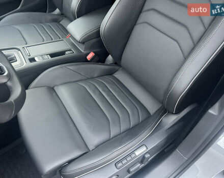Серый Фольксваген Arteon, объемом двигателя 1.98 л и пробегом 28 тыс. км за 49900 $, фото 73 на Automoto.ua