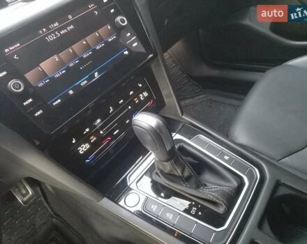 Серый Фольксваген Arteon, объемом двигателя 1.97 л и пробегом 15 тыс. км за 49900 $, фото 24 на Automoto.ua