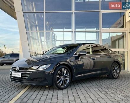 Серый Фольксваген Arteon, объемом двигателя 1.97 л и пробегом 141 тыс. км за 23990 $, фото 6 на Automoto.ua