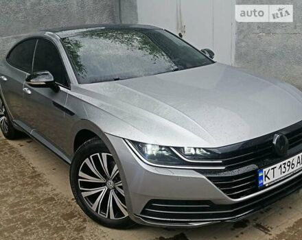 Серый Фольксваген Arteon, объемом двигателя 2 л и пробегом 199 тыс. км за 25900 $, фото 3 на Automoto.ua