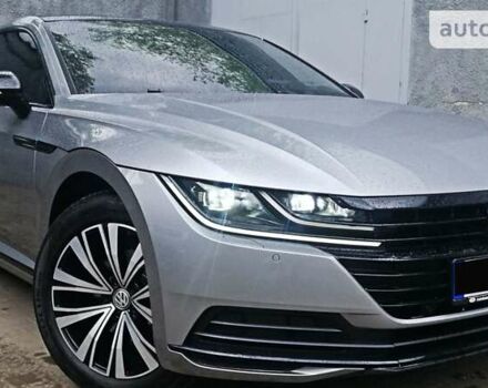 Серый Фольксваген Arteon, объемом двигателя 2 л и пробегом 199 тыс. км за 25900 $, фото 1 на Automoto.ua