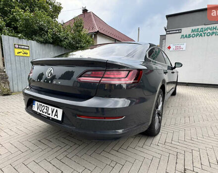 Серый Фольксваген Arteon, объемом двигателя 1.97 л и пробегом 131 тыс. км за 25395 $, фото 8 на Automoto.ua