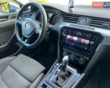 Серый Фольксваген Arteon, объемом двигателя 2 л и пробегом 281 тыс. км за 18700 $, фото 10 на Automoto.ua