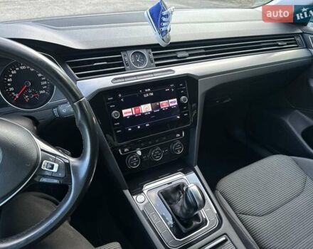 Серый Фольксваген Arteon, объемом двигателя 2 л и пробегом 281 тыс. км за 18700 $, фото 13 на Automoto.ua