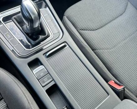 Серый Фольксваген Arteon, объемом двигателя 2 л и пробегом 281 тыс. км за 18700 $, фото 14 на Automoto.ua