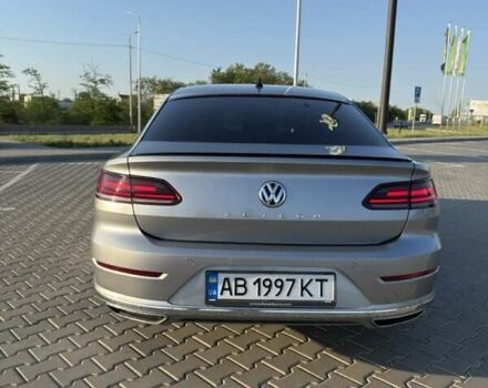 Серый Фольксваген Arteon, объемом двигателя 2 л и пробегом 189 тыс. км за 24900 $, фото 5 на Automoto.ua