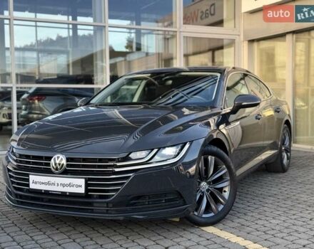 Серый Фольксваген Arteon, объемом двигателя 1.97 л и пробегом 141 тыс. км за 23990 $, фото 2 на Automoto.ua