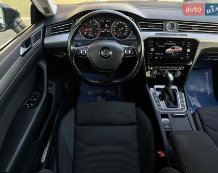 Серый Фольксваген Arteon, объемом двигателя 1.97 л и пробегом 141 тыс. км за 23990 $, фото 63 на Automoto.ua