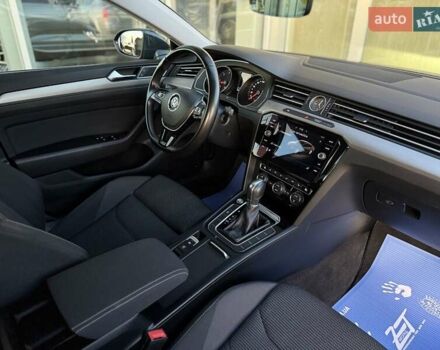 Серый Фольксваген Arteon, объемом двигателя 1.97 л и пробегом 141 тыс. км за 23990 $, фото 68 на Automoto.ua